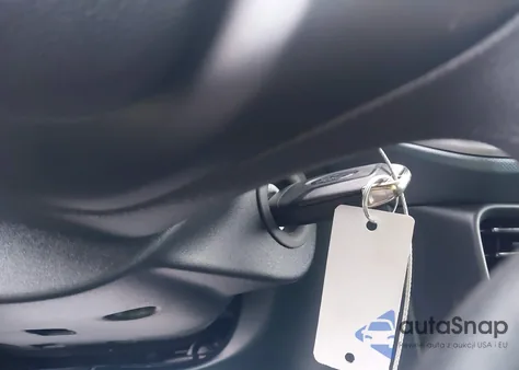 2025 Ford Maverick Xl z USA, uszkodzony, nr VIN 3FTTW8A39SRA92814